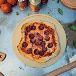 Boska Pizzasteen Deluxe L - Voor Oven & BBQ - Knapperige Pizza's - Ø 35 Cm - BBQ Accessoires 23 Boska Pizzasteen Deluxe L - Voor Oven & BBQ - Knapperige Pizza's - Ø 35 Cm - BBQ Accessoires -Bbq Gereedschap Winkel 1200x1200 363