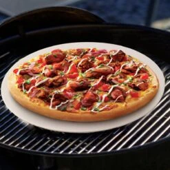 MaxxHome Pizzasteen - BBQ Steen - Pizzasteen Voor De Lekkerste Bereiding Van Een Pizza Op Jouw Barbecue Of In De Oven - Pizza Steen Rond - Medium (33 Cm) -Bbq Gereedschap Winkel 1200x1200 395