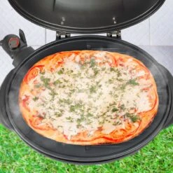 KitchenBrothers Elektrische BBQ - Met Grillplaat - Anti-aanbaklaag - Incl. Plank/Houders - Grilloppervlak 46,5x33,8cm - Tot 300°C - 2400W - Zwart -Bbq Gereedschap Winkel 1200x1200 625