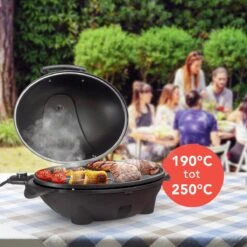 KitchenBrothers Elektrische BBQ - Met Grillplaat - Anti-aanbaklaag - Incl. Plank/Houders - Grilloppervlak 46,5x33,8cm - Tot 300°C - 2400W - Zwart -Bbq Gereedschap Winkel 1200x1200 631