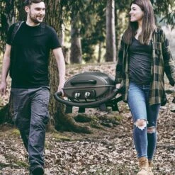 Burnhard Draagbare 2-Branders Gasbarbecue - Afdekhoes - BBQ Wayne -Bbq Gereedschap Winkel 1200x1200 650