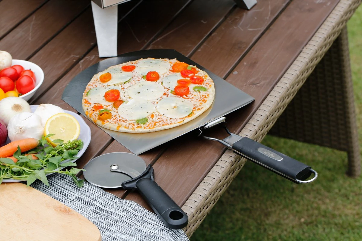 Bighorn Pizzaschep Voor BBQ En Oven-Inklapbare Handgreep -Pizzasnijder- Edelstaal -geschikt Als Broodschep En Ovenschep - SRPT01 6 Bighorn Pizzaschep Voor BBQ En Oven-Inklapbare Handgreep -Pizzasnijder- Edelstaal -geschikt Als Broodschep En Ovenschep - SRPT01 - Afbeelding 4