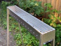 Spiedini Saté-bbq Bali 80 - Saté Houtskoolbarbecue Met Horizontaal Rooster - 80 Cm Lang, 11 Cm Breed - Materiaal: Gealuminiseerd Ijzer 25 Spiedini Saté-bbq Bali 80 - Saté Houtskoolbarbecue Met Horizontaal Rooster - 80 Cm Lang, 11 Cm Breed - Materiaal: Gealuminiseerd Ijzer -Bbq Gereedschap Winkel 1200x899 11