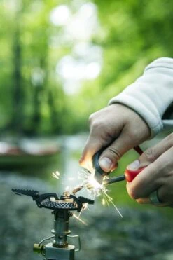 Light My Fire FireSteel Scout Bio Blauw + Noodfluit Milieuvriendelijke Vuurmaker Magnesium Aansteker 9 Light My Fire FireSteel Scout Bio Blauw + Noodfluit Milieuvriendelijke Vuurmaker Magnesium Aansteker -Bbq Gereedschap Winkel 800x1200