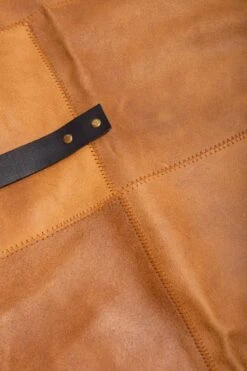 Leren Schort – Soepel Licht Bruin Leer - Barbecueschort - Kokschort - Kookschort – Keukenschort Man – 81 X 56 Cm 9 Leren Schort – Soepel Licht Bruin Leer - Barbecueschort - Kokschort - Kookschort – Keukenschort Man – 81 X 56 Cm -Bbq Gereedschap Winkel 800x1200 28