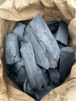 Freezing Coals - Eiken / Berken / Haagbeuk Met 5% Appel En Peren Houtskool - Houtskool - Zak à 10 Kg 7 Freezing Coals - Eiken / Berken / Haagbeuk Met 5% Appel En Peren Houtskool - Houtskool - Zak à 10 Kg -Bbq Gereedschap Winkel 900x1200 10